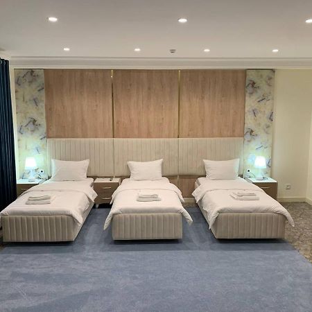 Nur Makon Hotel Tashkent Bagian luar foto