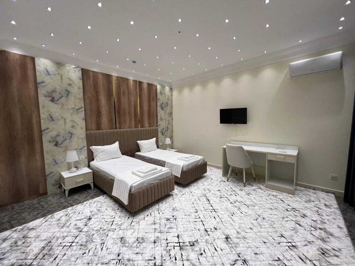 Nur Makon Hotel Tashkent Bagian luar foto
