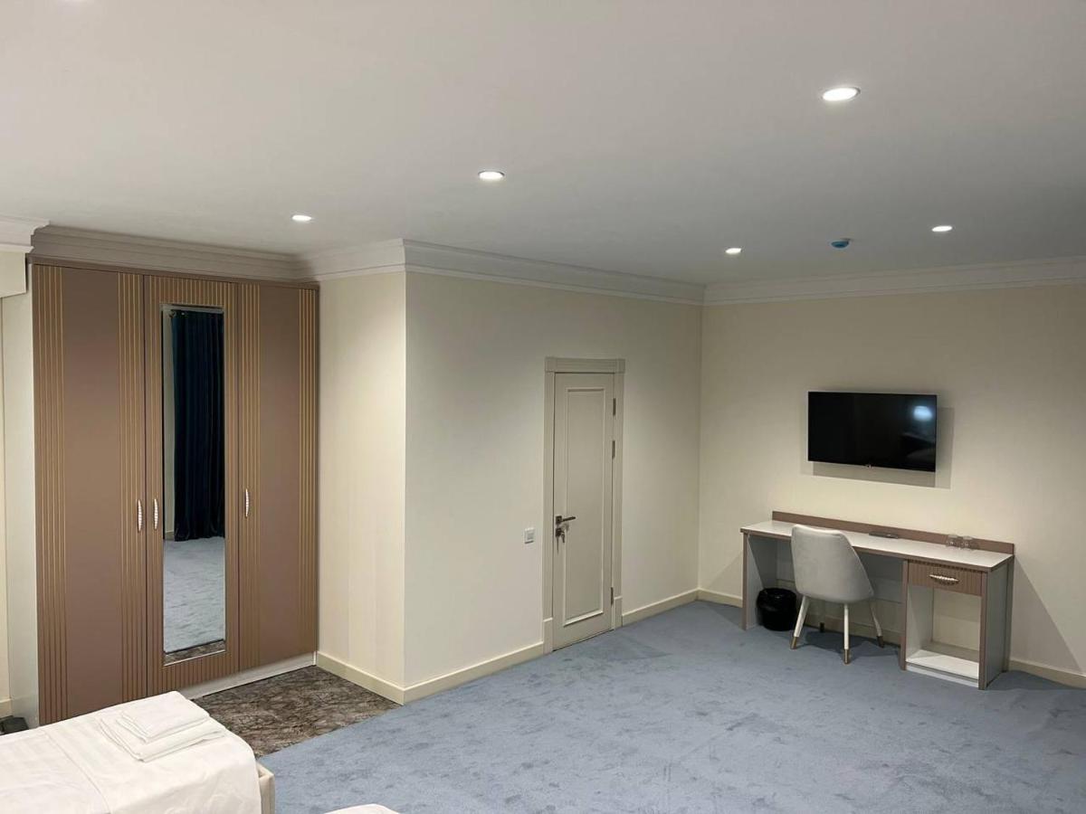 Nur Makon Hotel Tashkent Bagian luar foto